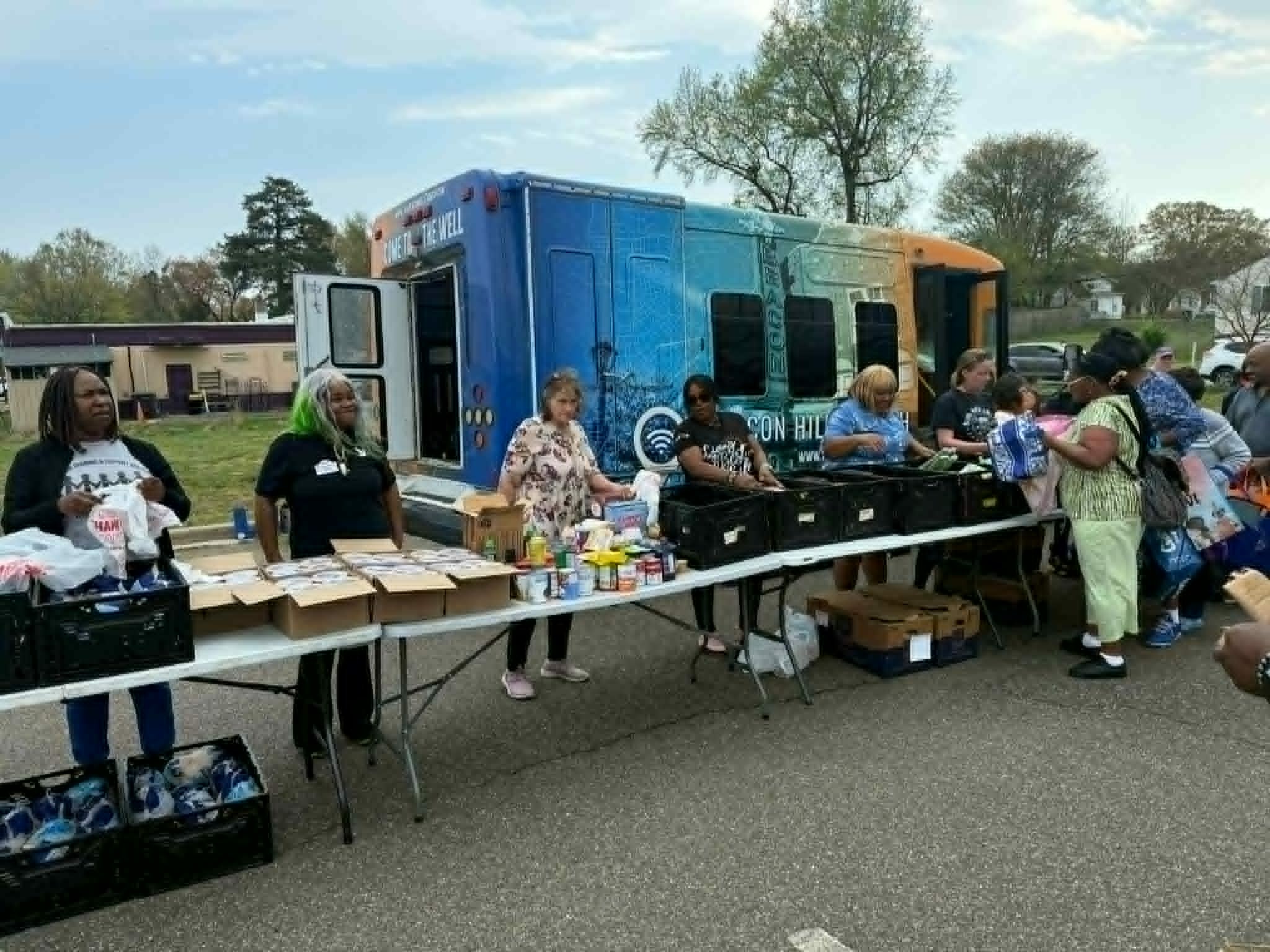 Earthly Angels team and volunteers serving the Hopewell community